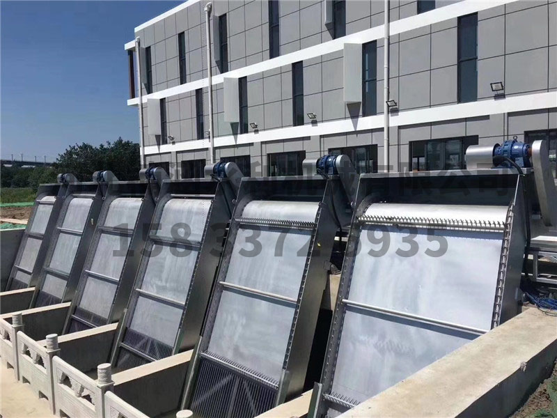 福州泵站回轉(zhuǎn)式清污機安裝案例